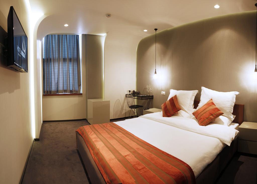 Hotel Russia Скоп'є Екстер'єр фото